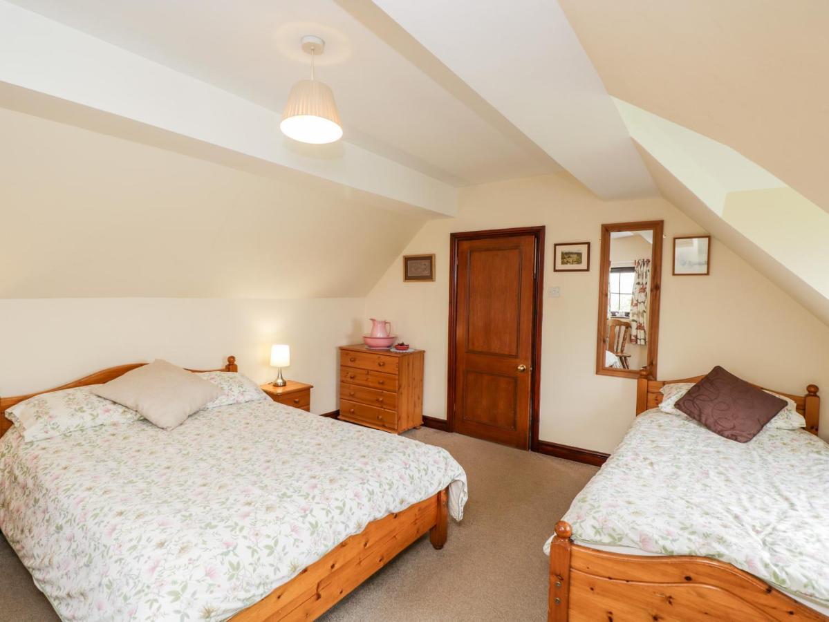 Lawn Farm Cottage Gloucester Esterno foto