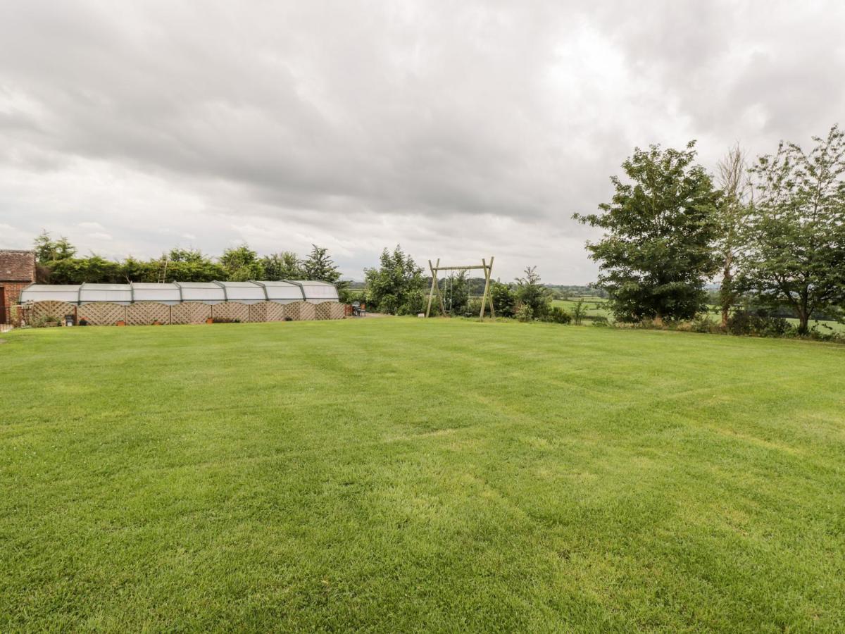 Lawn Farm Cottage Gloucester Esterno foto
